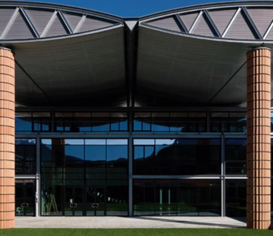 Casa delle Costruzioni. A Lecco primo esempio in Italia di connubio tra progettisti e costruttori