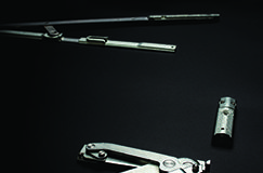 Nuova cerniera a comparsa Fapim: 180°di apertura finestra e fino a 170kg di portata