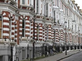 Londra, dopo Brexit scendono valori abitazioni in vendita. Crolla la domanda