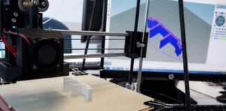 Da Ensinger Italia, servizio profili prototipali in stampa 3D per taglio termico sistemi finestra