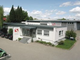 Hörmann rileva gruppo Schlotterer Rollcom ed amplia business al mercato del solare