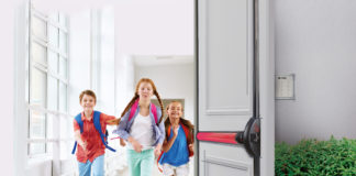 L’uscita antipanico che gestisce anche gli accessi. Nuovo maniglione  eFAST  motorizzato