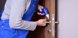 Mario Super 158 TB: l’unico carrello saliscale elettrico per trasporto serramenti con alzaporte