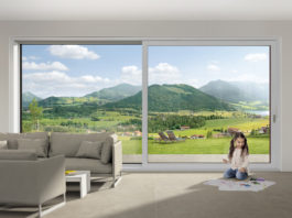 Synego, nuovo sistema di alzante scorrevole in PVC per un effetto panoramico sorprendente