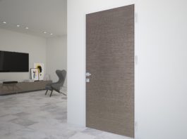 Presentazione, in spazio comune, di nuove porte antieffrazione e nuove finiture maniglie