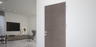 Presentazione, in spazio comune, di nuove porte antieffrazione e nuove finiture maniglie