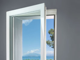 Ghost, la nuova finestra in legno tuttovetro dal cuore tecnologico e design accattivante