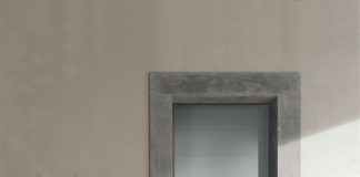 Si evolve la cerniera e la “blindata” diventa Grand Superior con apertura anta fino a 100°