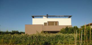 2 anni tra progettazione e permessi, 8 mesi di cantiere, 1 sogno di casa in legno in Classe A