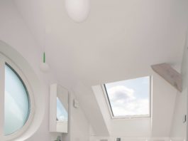 Serramento a bilico anti-umidità PTP-V in PVC. Stabile, duraturo, resistente