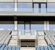 Vetro stratificato Stratobel Strong. Più forte grazie alla sua speciale pellicola in PVB