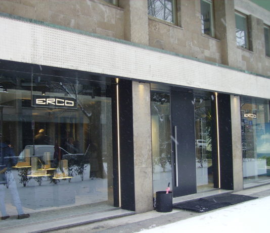 Erco apre a Varese il suo primo, raffinato, flagshig store by Giuseppe Bavuso