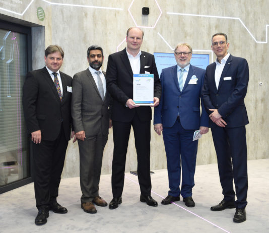 Etichetta ambientale VinylPlus a Rehau per i processi produttivi sostenibili di PVC