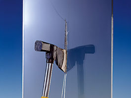 Gamma vetri stratificati: la sicurezza, Optilam, e l’isolamento, Optiphon, prima di tutto