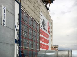 Facciata AluK SL50 supera i test di resistenza al sisma e all’uragano eseguiti da BFL Lab