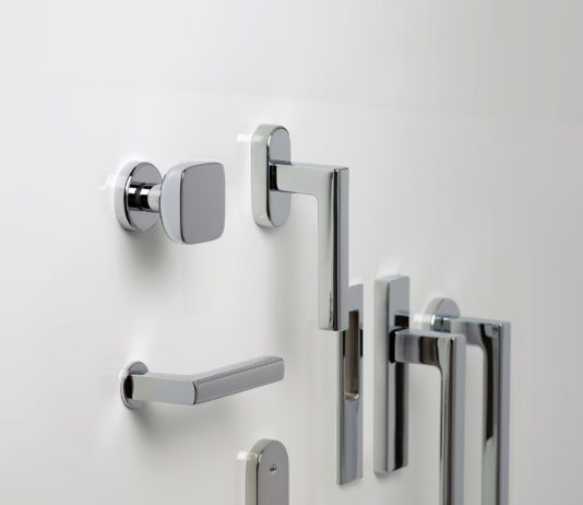 Nuova linea di maniglie Unit concepita come sistema esteso in stile “passepartout