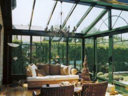 Da AGC Italia nuovo vetro Planibel Easy: facile da pulire grazie ad innovativo (ed invisibile) rivestimento