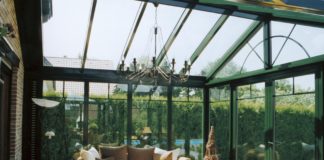 Da AGC Italia nuovo vetro Planibel Easy: facile da pulire grazie ad innovativo (ed invisibile) rivestimento