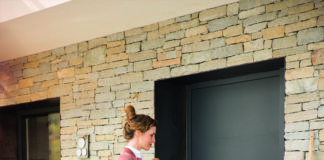 Portoncini Planar Finstral: nuove combinazioni, nuovo design e allestimento di sicurezza RC