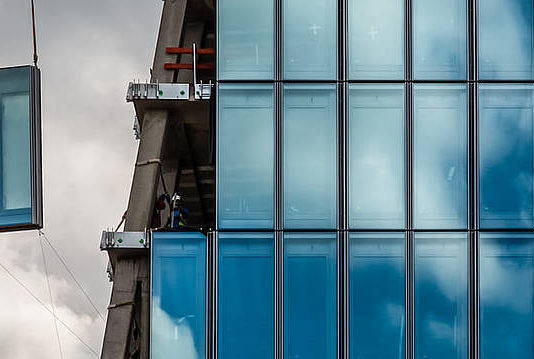 Riaperte sole produzioni serramenti in legno e PVC. Unicmi scrive a Governo