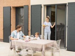 Nuova zanzariera Sintesi: ridefiniti gli standard tecnologici e qualitativi del mercato