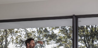 RAU-FIPRO X, nuova generazione di profili in materiale composito misto (PVC-fibra di vetro)