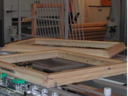 Macchine e tecnologie lavorazione legno: crescita superiore al 10% nel 2018 ma…