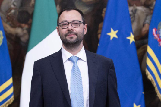 Ministro Patuanelli conferma in Parlamento eco e sisma bonus al 110%