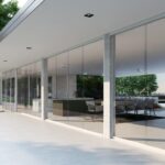 Line Glass, nuovo sistema di chiusura con vetrate scorrevoli