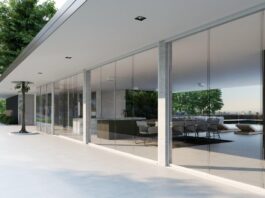 Line Glass, nuovo sistema di chiusura con vetrate scorrevoli