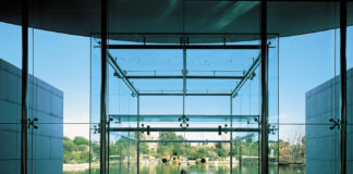 Trend vetro piano: la pandemia arresta la crescita. Atteso rimbalzo nel 2021