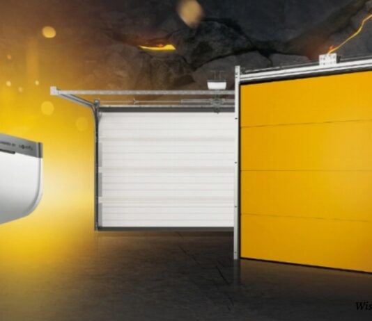 Metro SMART io , nuovo motore per portoni da garage