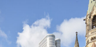 Dialogo tra iconici spazi al Motel One nell’Upper West di Berlino