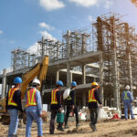 General contractor e porte di sicurezze in cantiere contractor