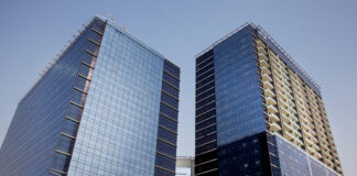 The Onyx, vetro per lo skyline di Dubai