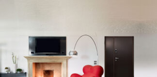 Il compromesso fra tradizione e tecnologie in una porta