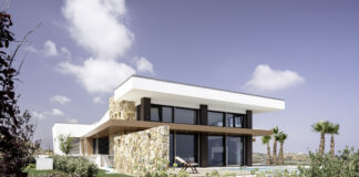 The Wave House: la vista sulla Costa del Sol