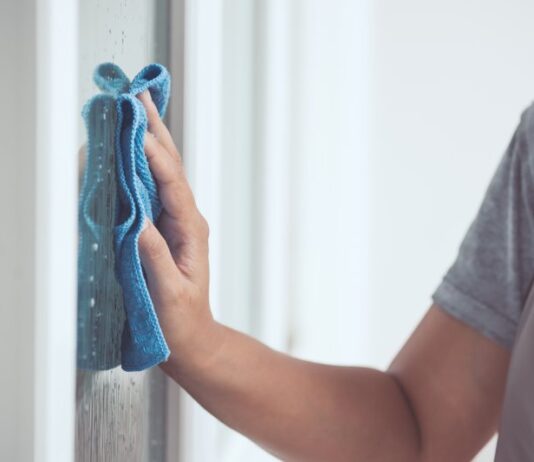 La manutenzione light per i serramenti