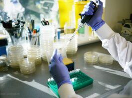 La tecnologia BioCote per le maniglie antibatteriche