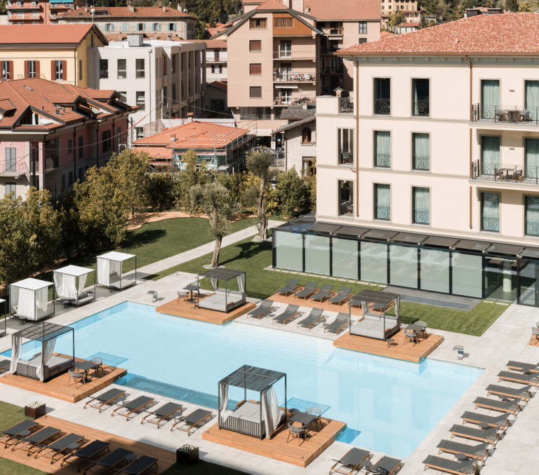 Le tende del Grand Hotel Victoria di Menaggio