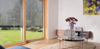 La tenda intelligente per le finestre verticali