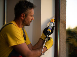 Sikaflex®-11FC+, per sigillare qualsiasi supporto in esterni e in interni