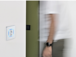 Nuovo sensore per le porte automatiche