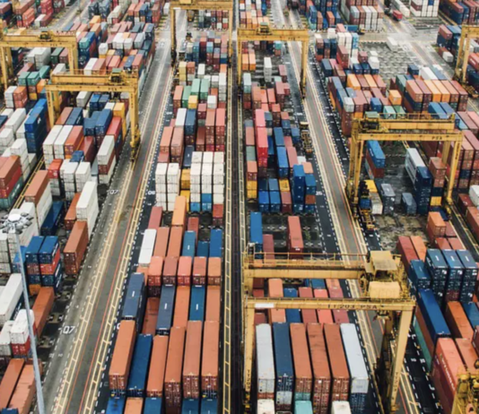 Esportazioni, la meccanica italiana colma il divario con il 2019