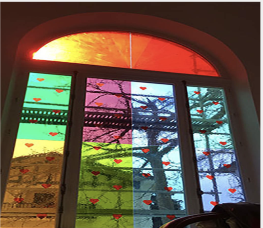 Infissi luxury. VéVé Glass “ultime tendenze parlano di luce e colore”