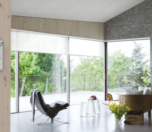 Il nuovo motore per l’automazione delle tende a rullo da interno