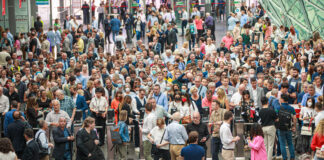 Affluenza oltre le aspettative al 60esimo Salone del Mobile