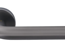 “Maniglie d’Autore”: i due modelli da design semplice e forte personalità