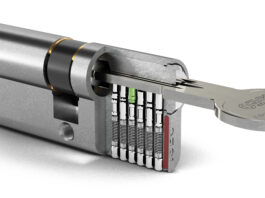 Il nuovo sistema brevettato R6 SPI per accessi semplici