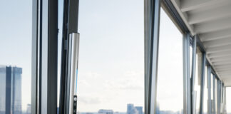 3 prodotti per le porte automatiche fra comfort e sicurezza